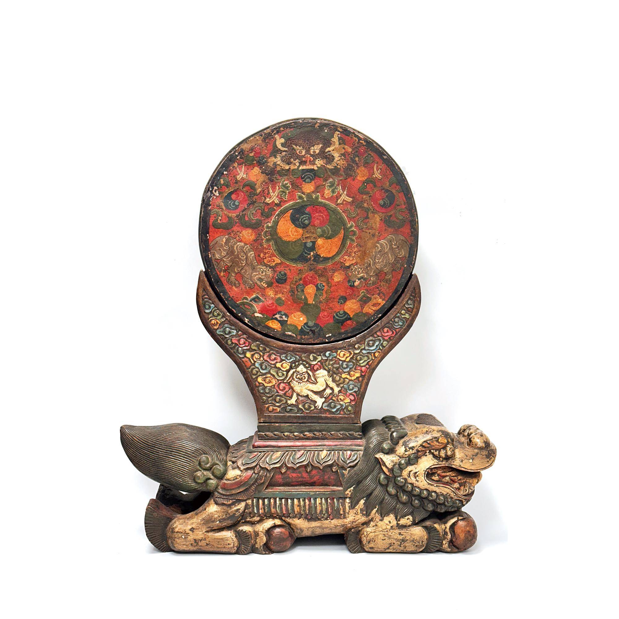 彩繪浮雕獅座木鼓